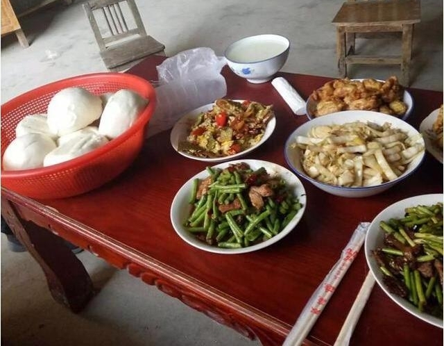 ���ü޵���ũ�壬�������żҵķ��ӣ���������Լ������ƣ�