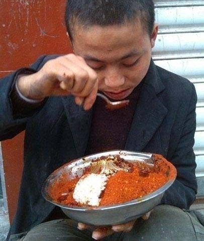 ��ʳ�˾�Ȼʲô���ԣ�����ʯͷֽ��������������Ȼ�����У�