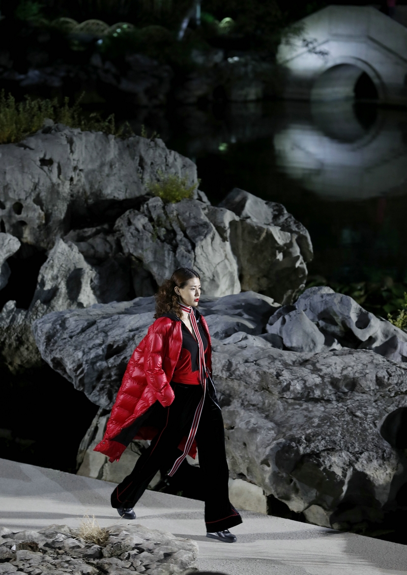 ��˾�����ݽ���ʵ��ʱװ��