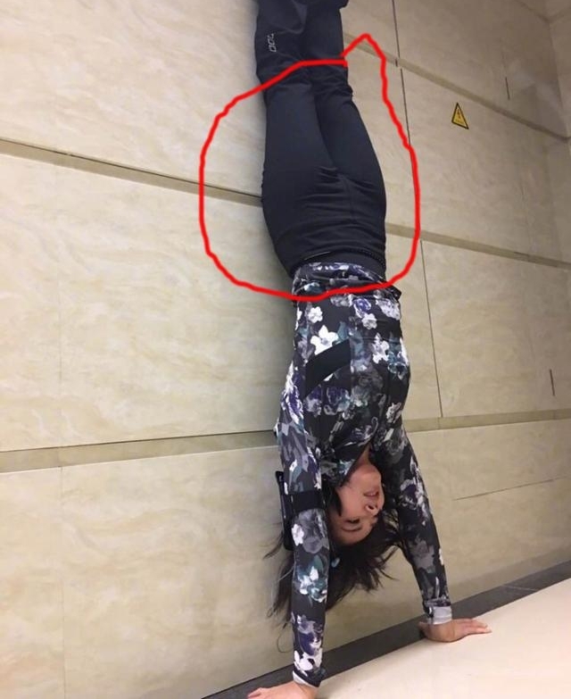 ����������ǽ�������������ڣ�����֪��Ϊʲô����ͷ������ը����