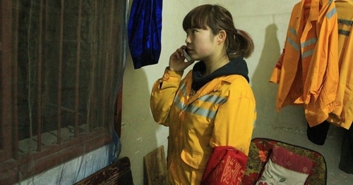 90����·Ů���ع���һ�죬һ���������Ѱ�