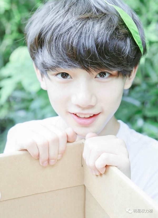 ԽԽTFboysڶһС꾹Ȼóγգ