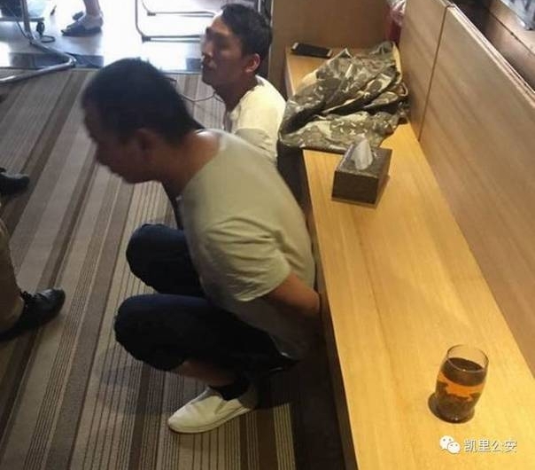 ��������������෸�������������Ϊ�Լ����룬�Լ��˸���