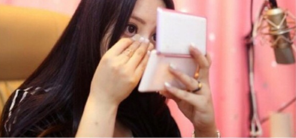 80���Ͻ�����ţ���۲�,����90��Ů����,��ƭ50�����Ͻ�