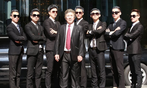 Ӣý�ơ��й��桱�������ߺ죺����Ӣ�� ��̨��ʫ