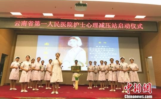 ̽�������׸���ʿ��������ѹվ����һ��һ��������Ϊ��ʿ����