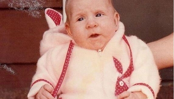 ���Σ�����Ӥ��ȴ����һ�š����塱��