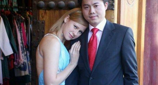 ʵ���й�����������ȥ����˹���� �����Ը���Ů