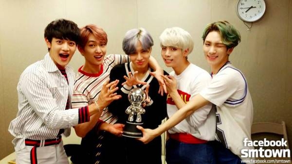 SHINee̩���ְѻ��ն����� Key���鷴Ӧ������