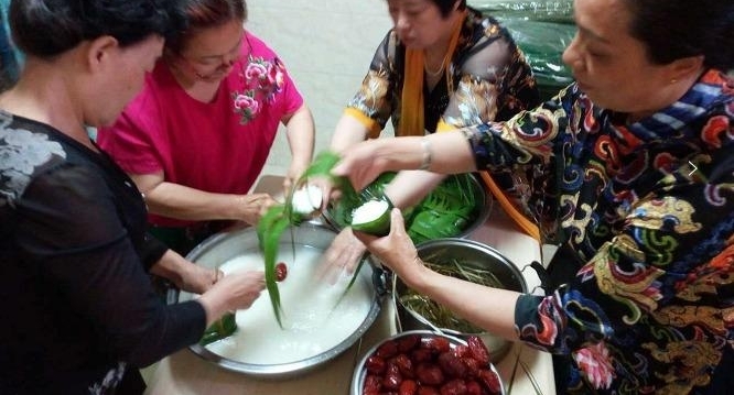 ̫ԭ˫��һ������չ����ο�ʻ