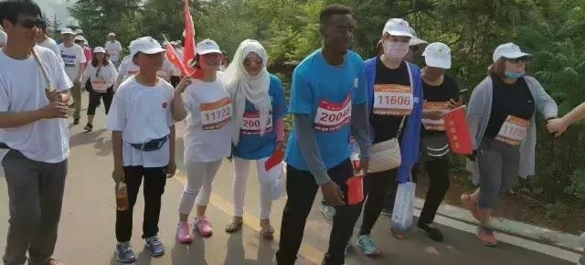 ��ô�ȵ��죬��Щ�������ڸ�ʲô��