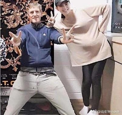 ����������������˫�ֻ�6�´�ǡ�¼����������