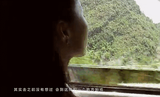 ���80���������� ���������Ů��µ���Ϊ������
