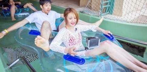 ����3����Ӿ���ع⣬������͸��װ��¶����ȱ�ݣ���֣ˬû���ȣ�