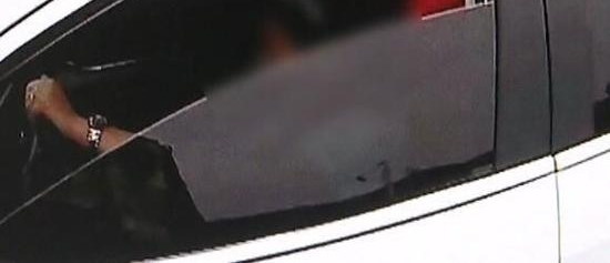 Ů����֤��ʻ���ϲ������� ����ǧԪ������