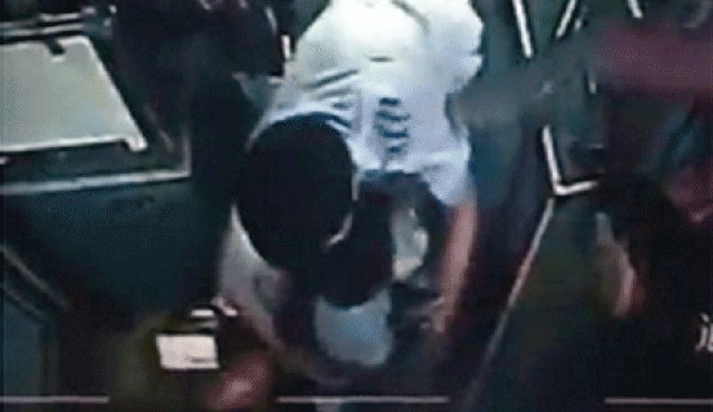 ���ݹ���ɫ���¼� ˾�����˺󾹼�������