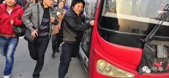 ݹ˲䣡һŮ˾Ȼ