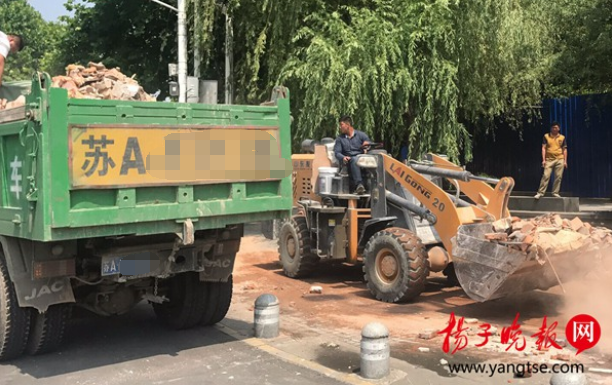 �Ͼ��߿��ڼ�����ͣ�� һ�Ƶ��Խ������ѷ�·��