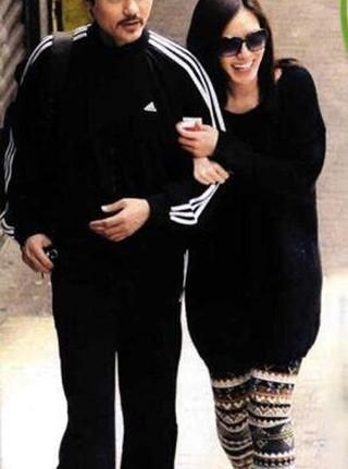 50���ּҶ����գ������������»��Ұ��㣬Ů��Ư������ǿ��