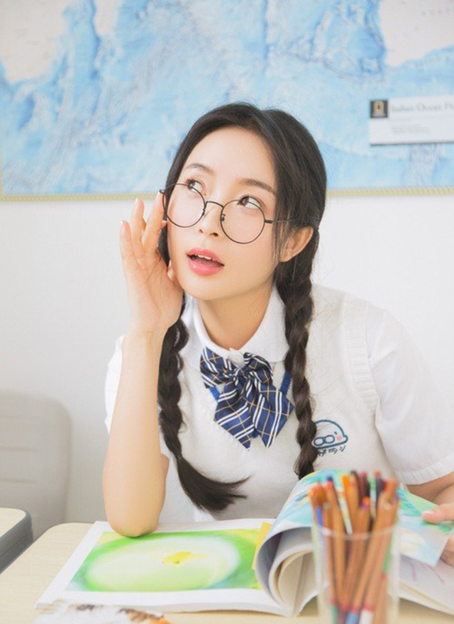 ��С���������������������� �·�Ů�ɴ��㷼����