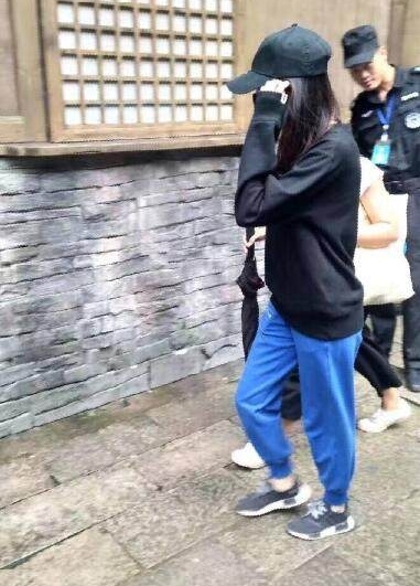 �����Ȱ���Ϸ��϶˽���������������²������Ŀ�����У������ -�ټҺ�