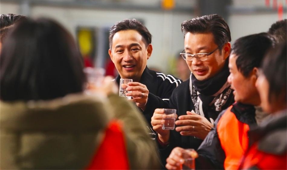 ������3������7��9 ������־���빤�˳Է�����