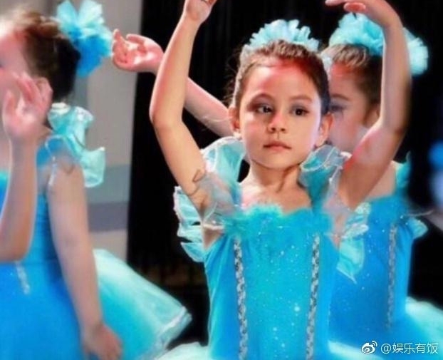 ���ǻ�ѪŮ������������ �������ʼ�������