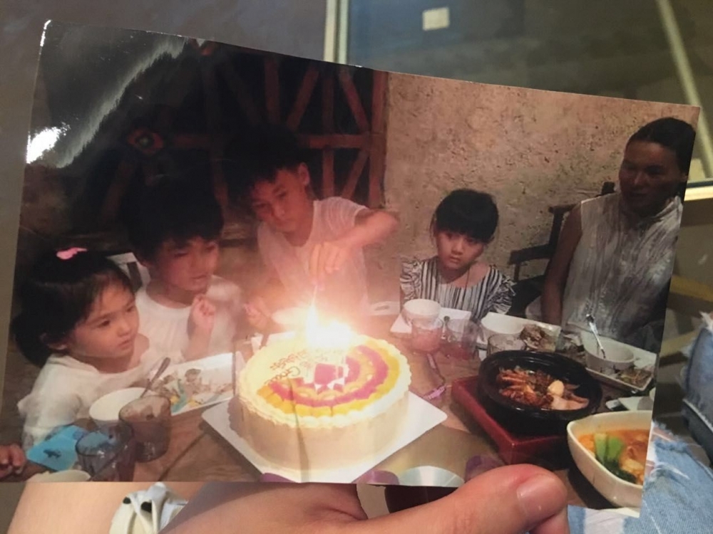 ���ݱ�ķ�ݻ𰸣�Ů������ǰ2�ε绰���� δ����ͨ