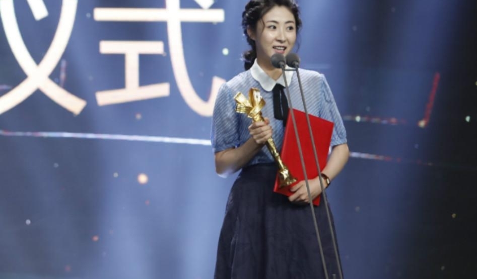 ��Ӱ�ڴ�ý��ע��Ԫ�佱: ��������Ů���影�ɴ�Ӯ��