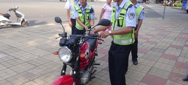 �¶���Ѳ����ӿ�չĦ�г�ר�������ж�