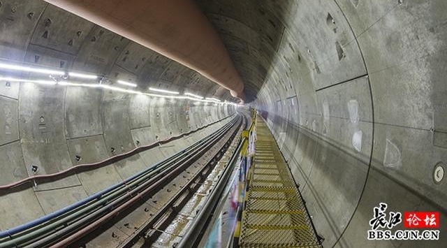 ���������人�й����ͨ21���ߵ���1�깤�̿���ͨ�ˣ���Ժƽ��Ӱ