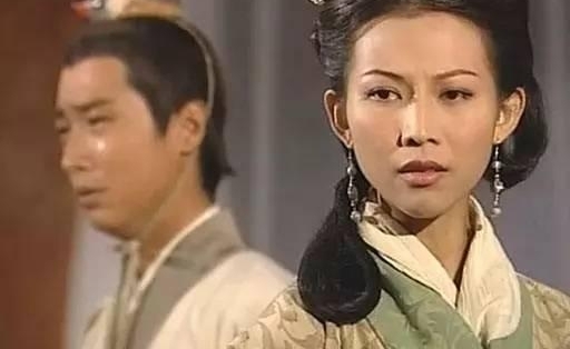 ��ʦ���˵�һ��Ů�ǳ���ȴ������������Ĳ��ٷң��������е�����