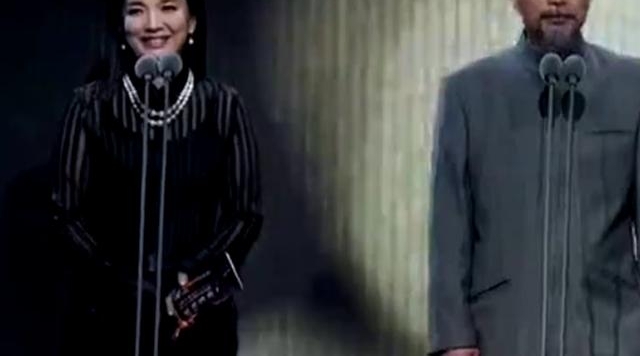 �ƺ�����ץ�󣬺���Ϊ�����ᣬ�ﺣӢ�Ŵ�������Ǹ����񸴳�