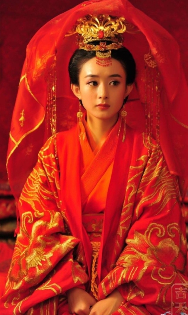 Ů�ǲ��ں��ͷ����һĨ���ߣ���ӱ ������ ���� �ż���˭����