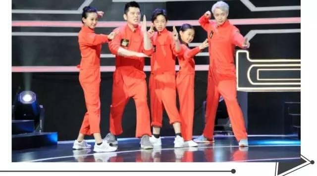 �쿴���°����������Ů��������̨�ˣ�������д��