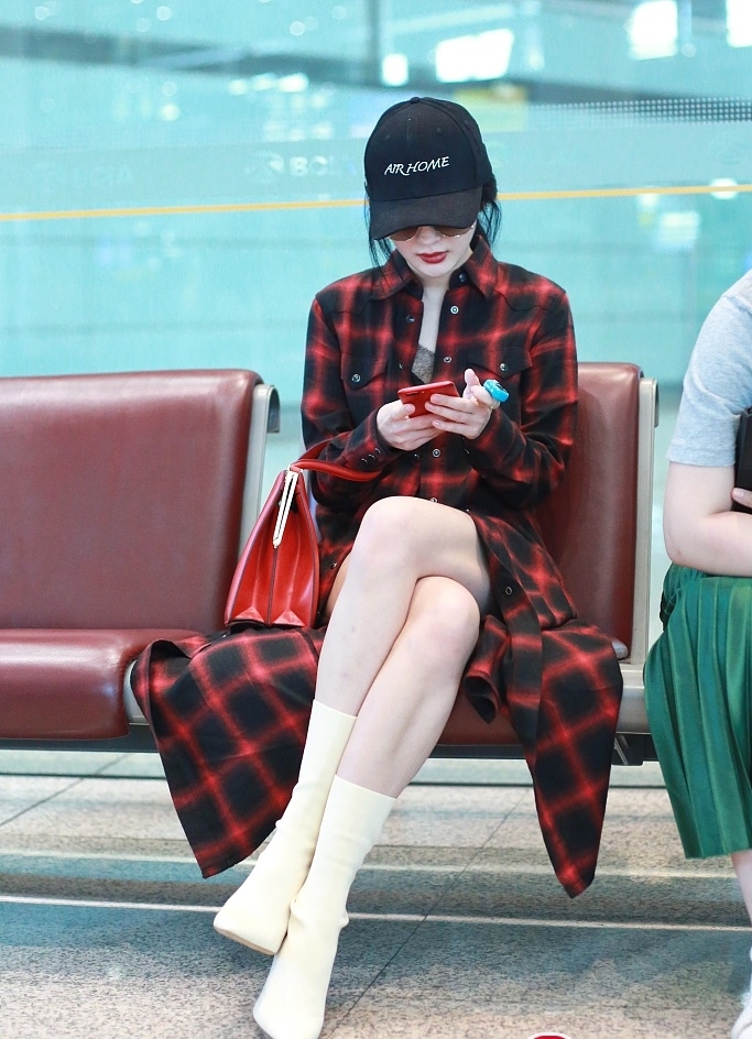 ��Ů���ߣ����ݳ���Ʈ�ݴ�����������