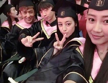 �Ȱͱ�ҵ��Ƭ�ع����ٻ�������Ůʱ����ʥ��֣ˬѧʿ�����̵�