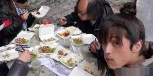 ���ǳԷ�����ǧ��ٹ֣������̿����������ᣬ���»����˿������