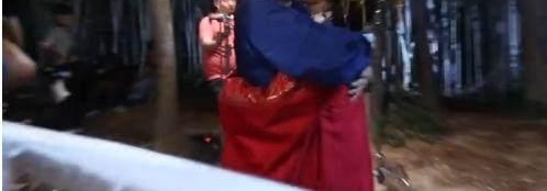 ͬ������Ϸ�����ݺ�ͣ�������Ͼ�ͣ���װٺ�ȴ���˵��������