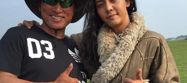 ���ʡ���ΰ����ս��͡���������ΰ�����ֲ�ԭӢ����ľ�洫��