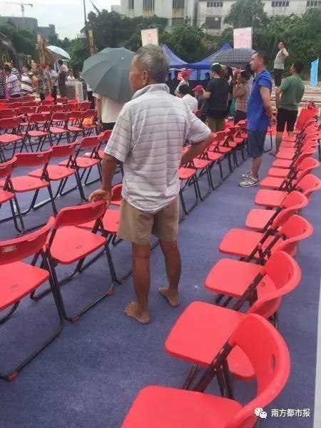 ����һ���񽫷ֵ�10���׵���¥