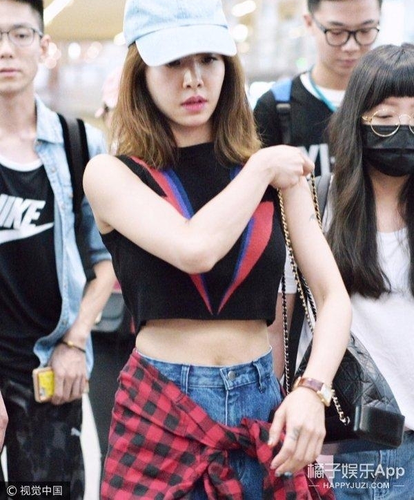 �������Ÿ���������װ�䡰����Ů����