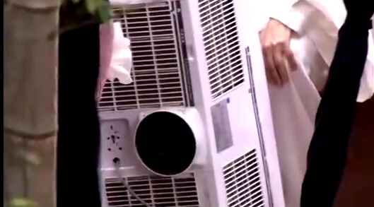 ��ӱ���Ĺ·�������ʱ�����࣬���յ������ͷ��һ����û��