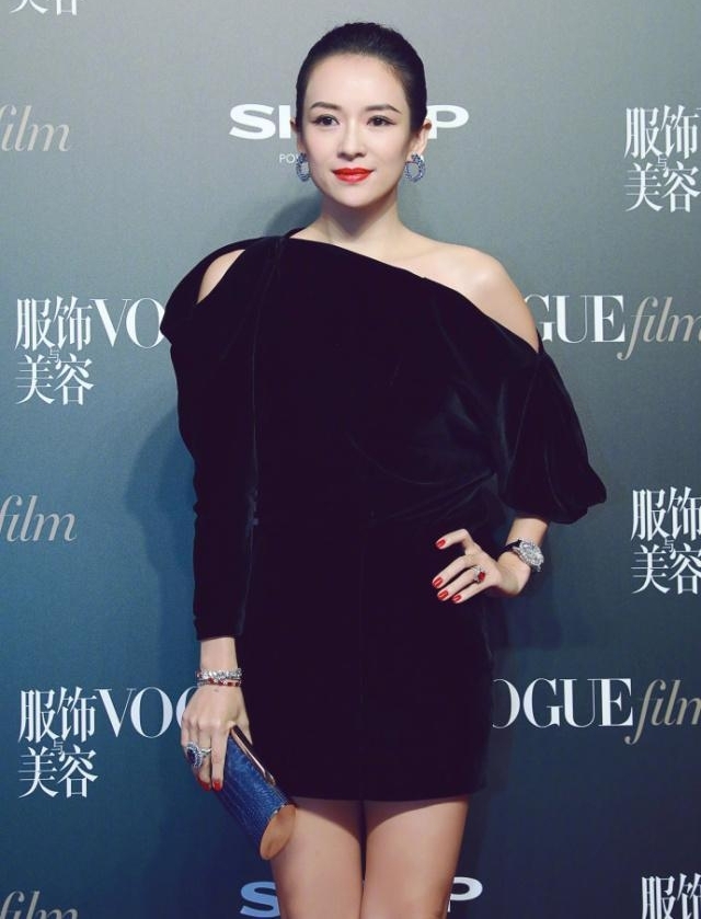 ����Ӱ����ۺ�̺�����Ĵ�˯�¾����ˣ����ݵ�һ�۾����ϳ�л�ȣ�