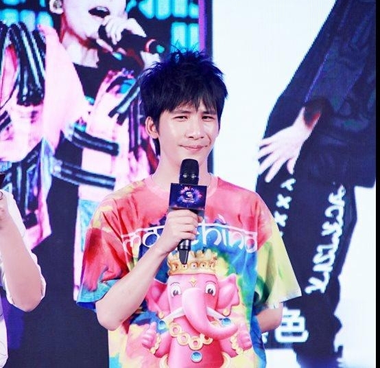 ����ΰ�����顱�ֶӾ�Ȼ����Щ�󿧣�