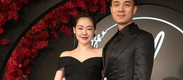 СS����������������ɻ����ڰ������Ļ�����¶���ˣ����ѣ�֫���������ʵ