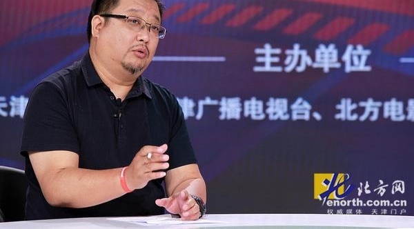 ���裺�õ�Ӱ��Ϊ��Ӱ���ϳ�� �ɵ�������ȥ