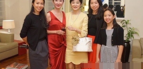 ����Ȧ��4λ��������С������˭���Ͷ̥��