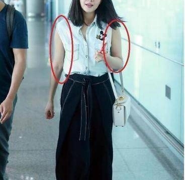 ���Ŀ����˾��ǻ����ˣ��̵���Щ�����е�Ů��