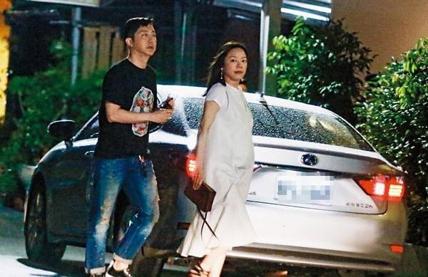 �׳���򸾽�ͷǣ������� ����7�����ж����ع�